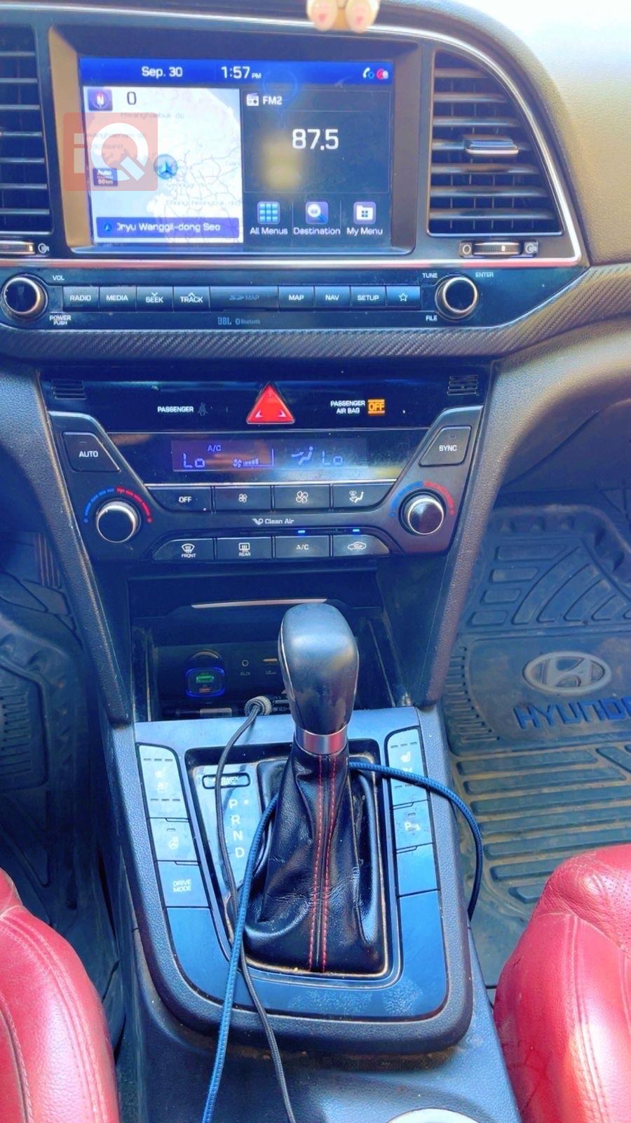 هیوندای ئەڤانتی